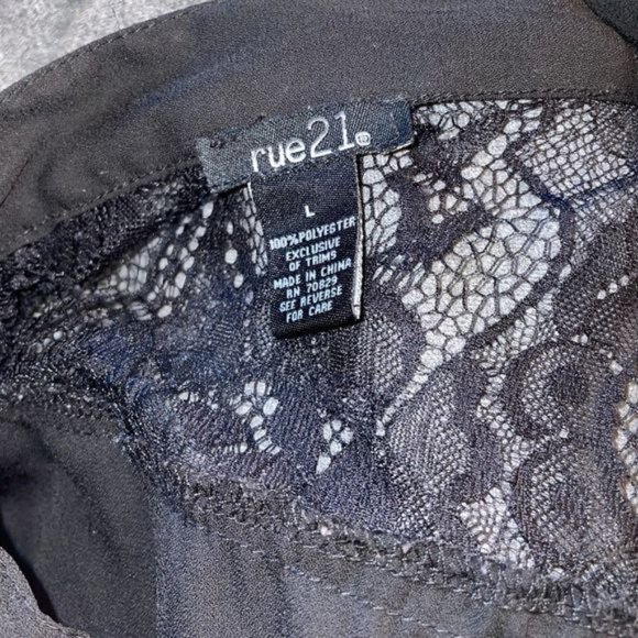 Rue21 button down blouse - Picture 8 of 8